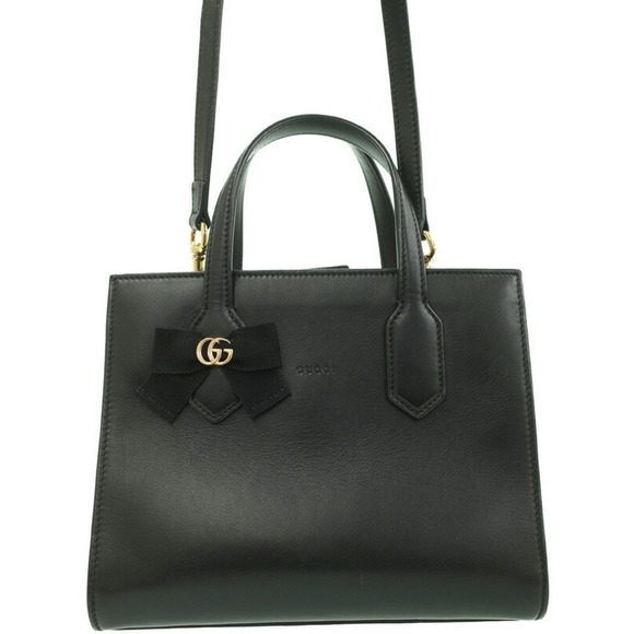 Gucci Handbags - Gucci GG Handbag
